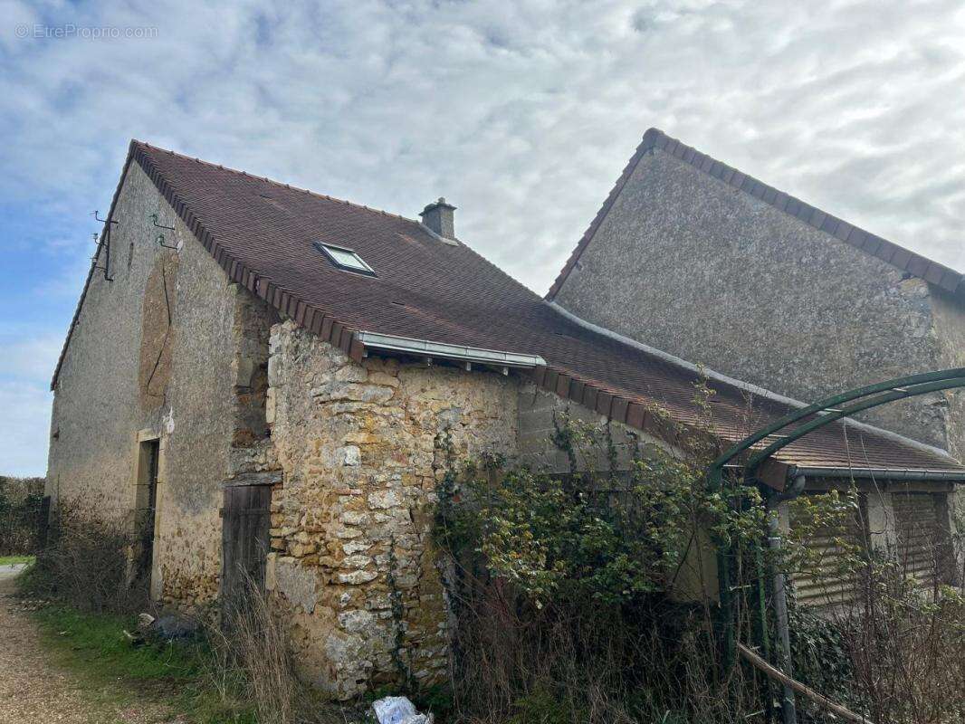 Maison à LES RAIRIES