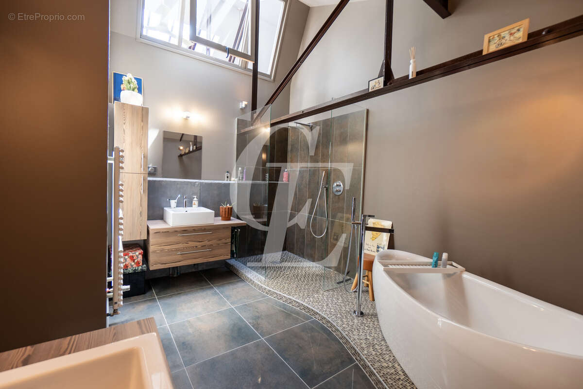 Maison à SAINT-ETIENNE