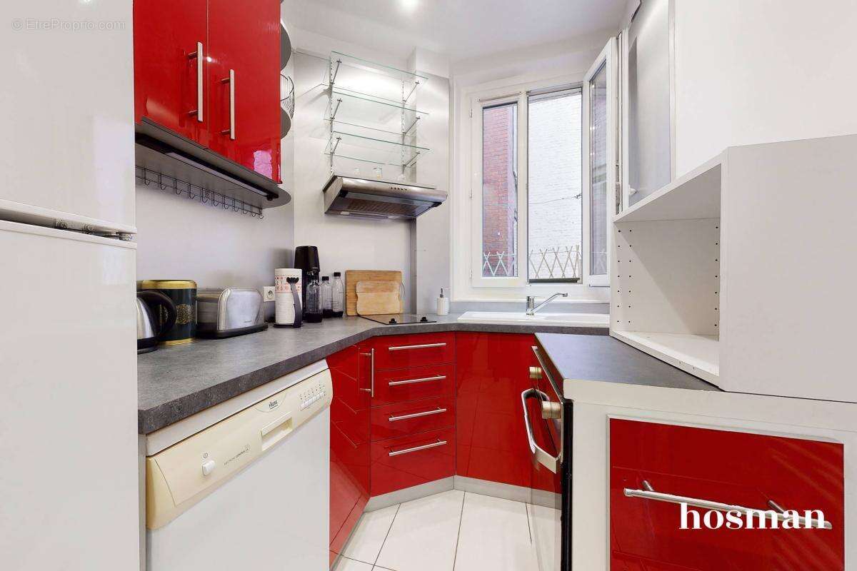 Appartement à COURBEVOIE