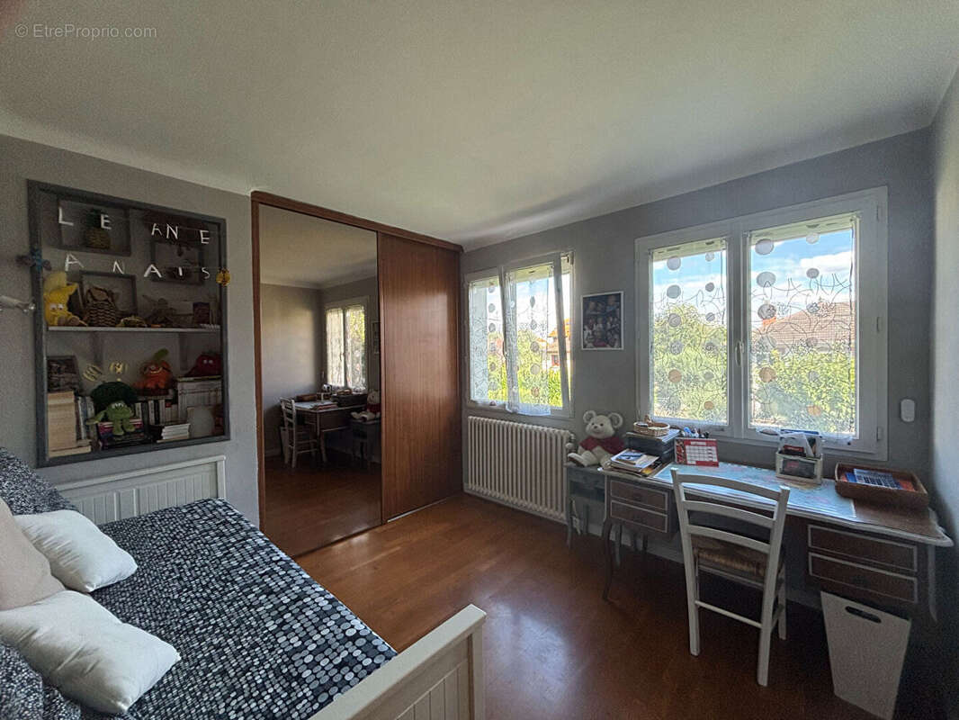 Maison à TASSIN-LA-DEMI-LUNE