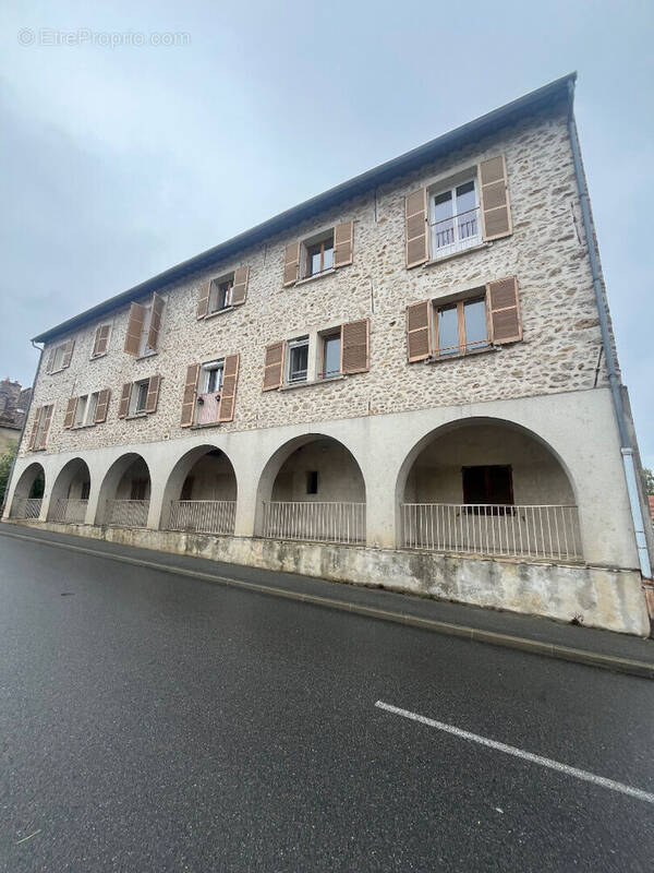 Appartement à BOURAY-SUR-JUINE