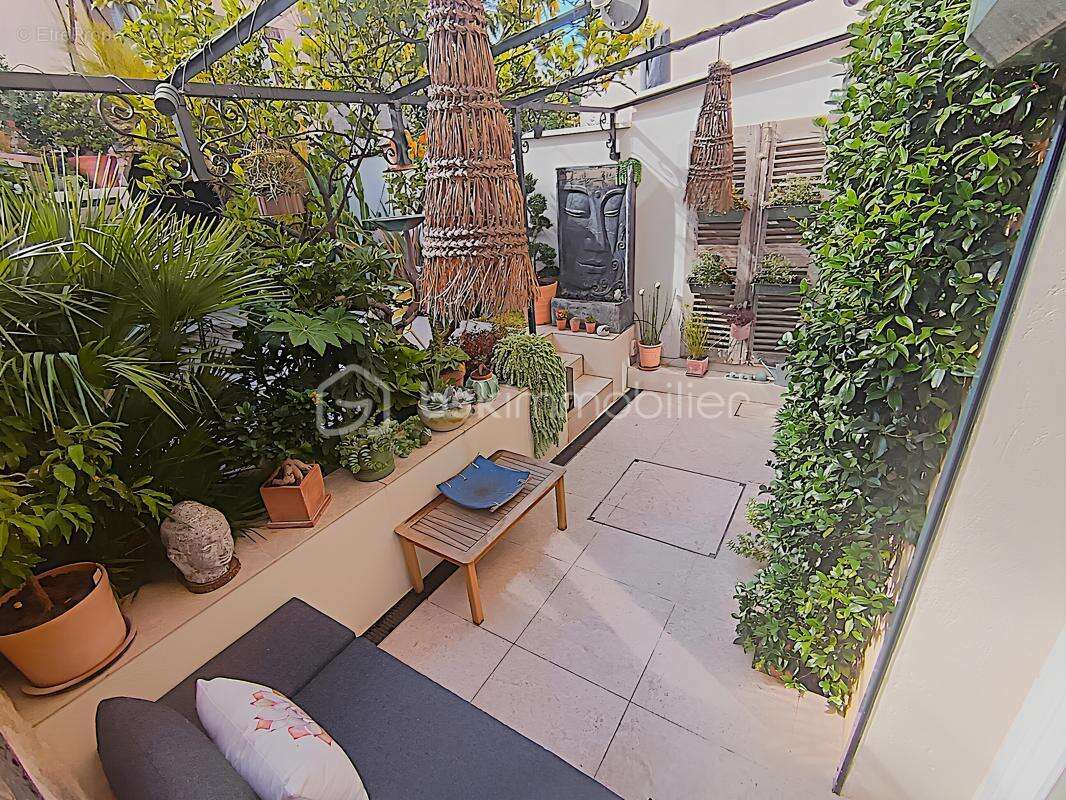 Maison à SIX-FOURS-LES-PLAGES