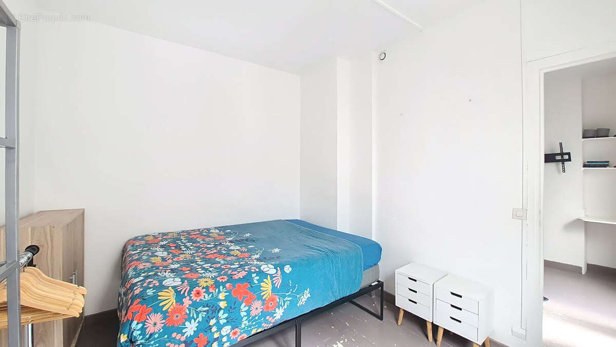 Appartement à PARIS-20E