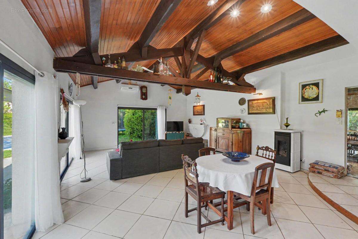 Maison à CUGNAUX