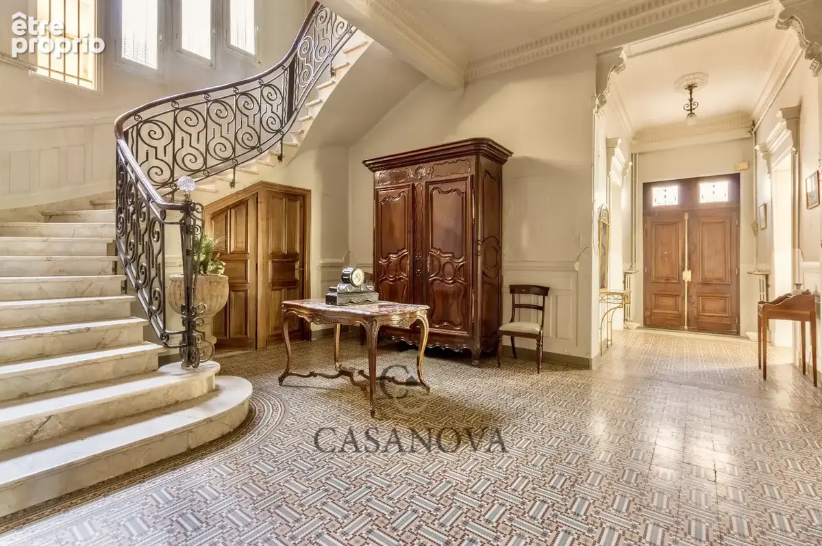 EXCLUSIVITÉ - Maison vigneronne XIXe avec chai, cour et dépendances  Mauguio centre, fort potentiel proche Montpellier - photo 7