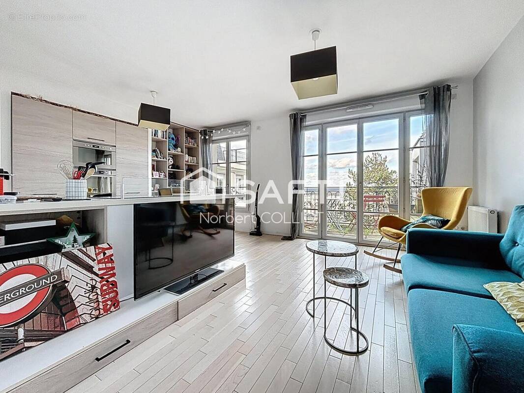 Photo 1 - Appartement à SAINT-CYR-L'ECOLE