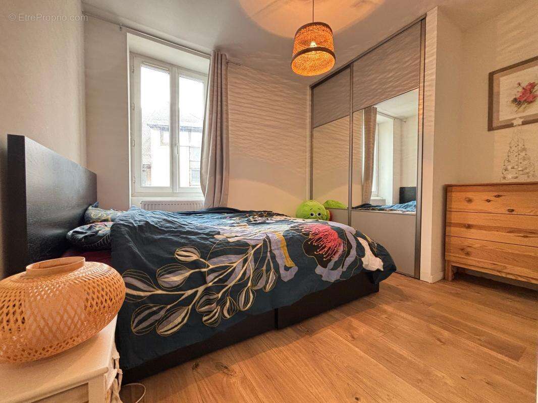 Appartement à LES ECHELLES
