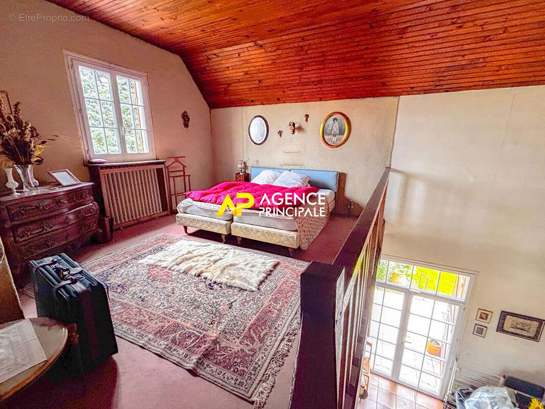 Sartrouville - La Plaine - Maison 6 pièces 151.37 m2 avec garage - photo 8