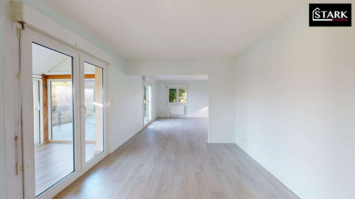 Maison à EVETTE-SALBERT