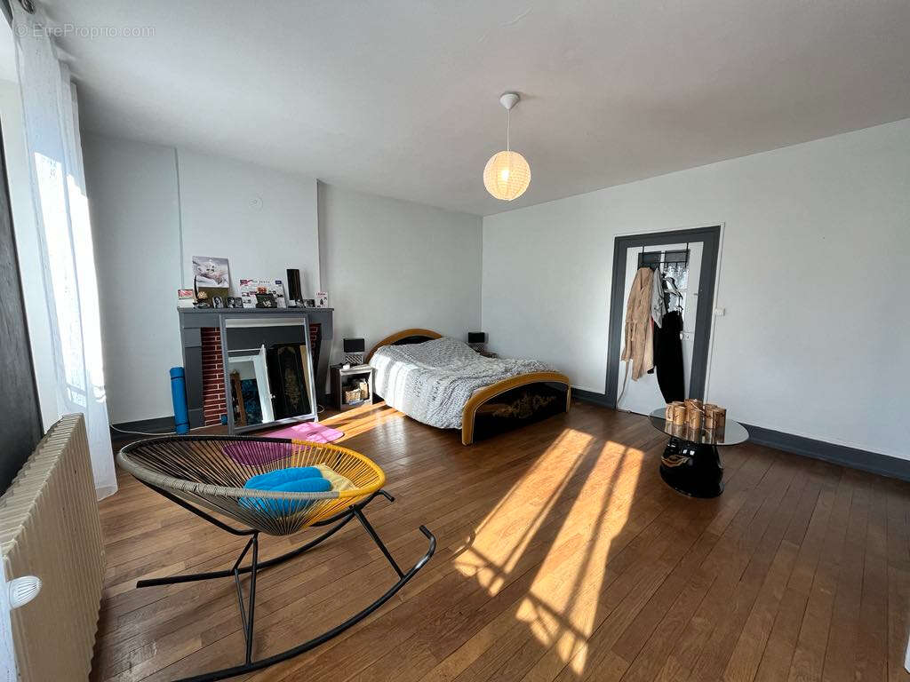 Maison à LA GUERCHE-SUR-L&#039;AUBOIS