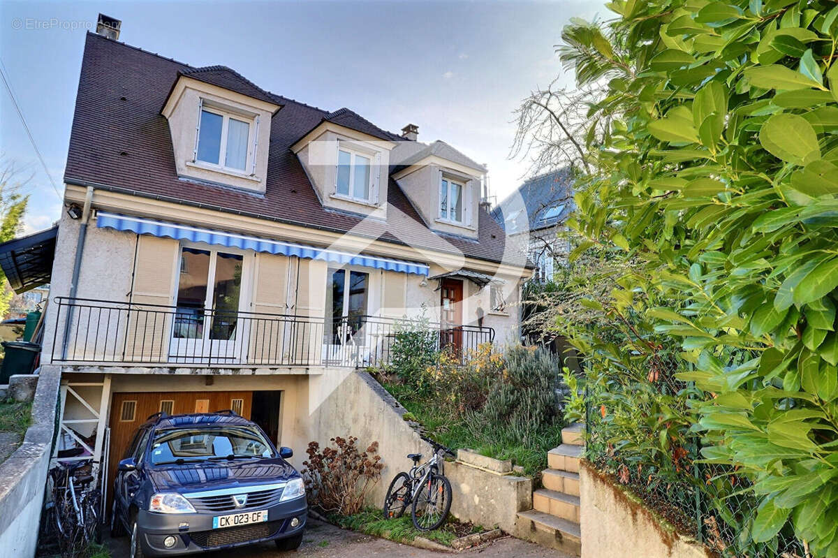 Maison à MAISONS-LAFFITTE