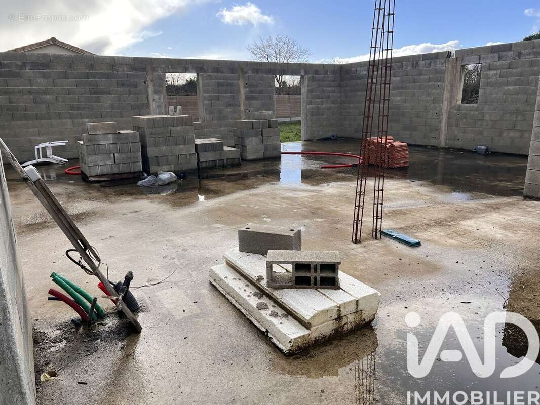Maison 76 m² à Saint-Groux  - photo 4