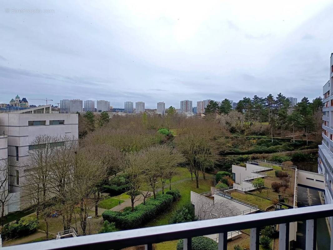 Appartement à NANTERRE