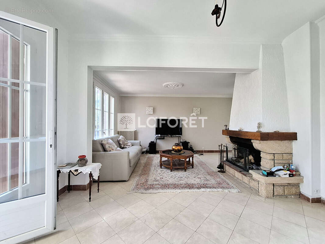 Maison à VILLEMOMBLE