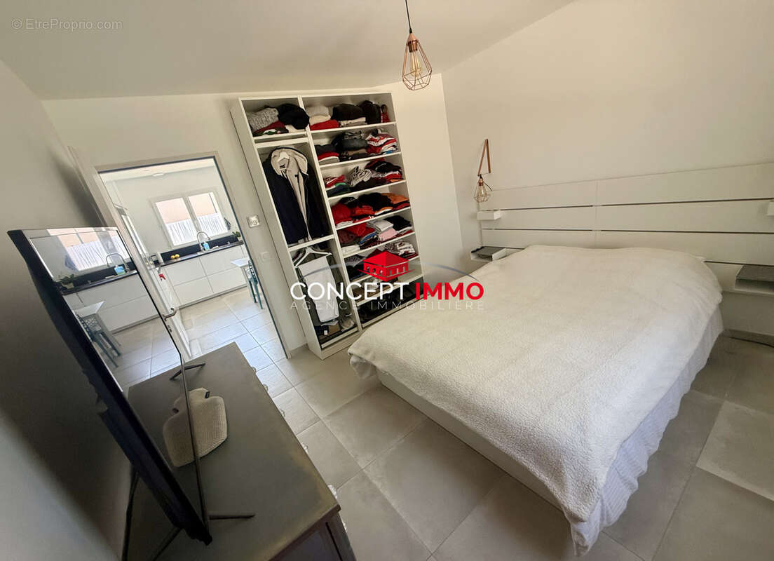Pierrefeu Maison neuve de plain pied proche commodités. - photo 4