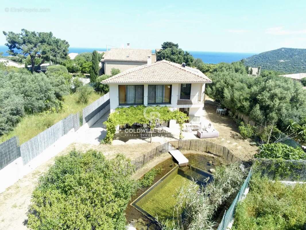Maison à L&#039;ILE-ROUSSE