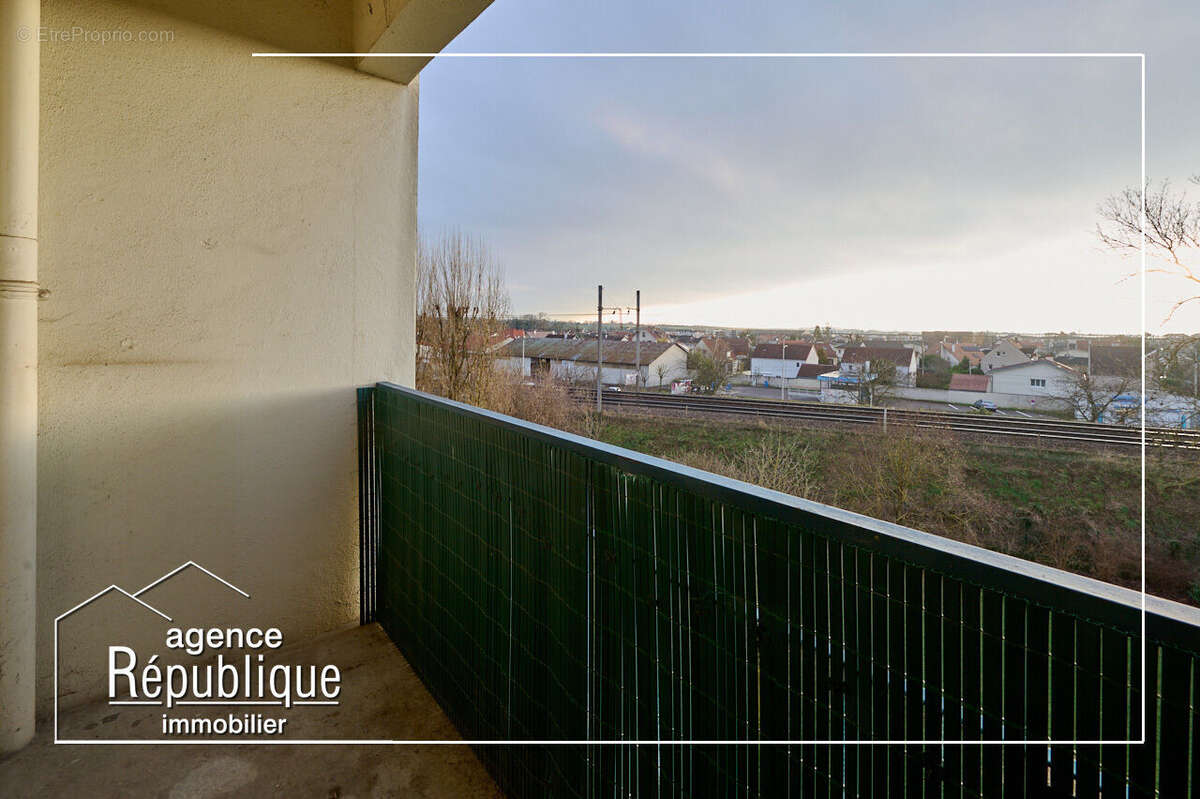 Photo 2 - Appartement à LONGVIC