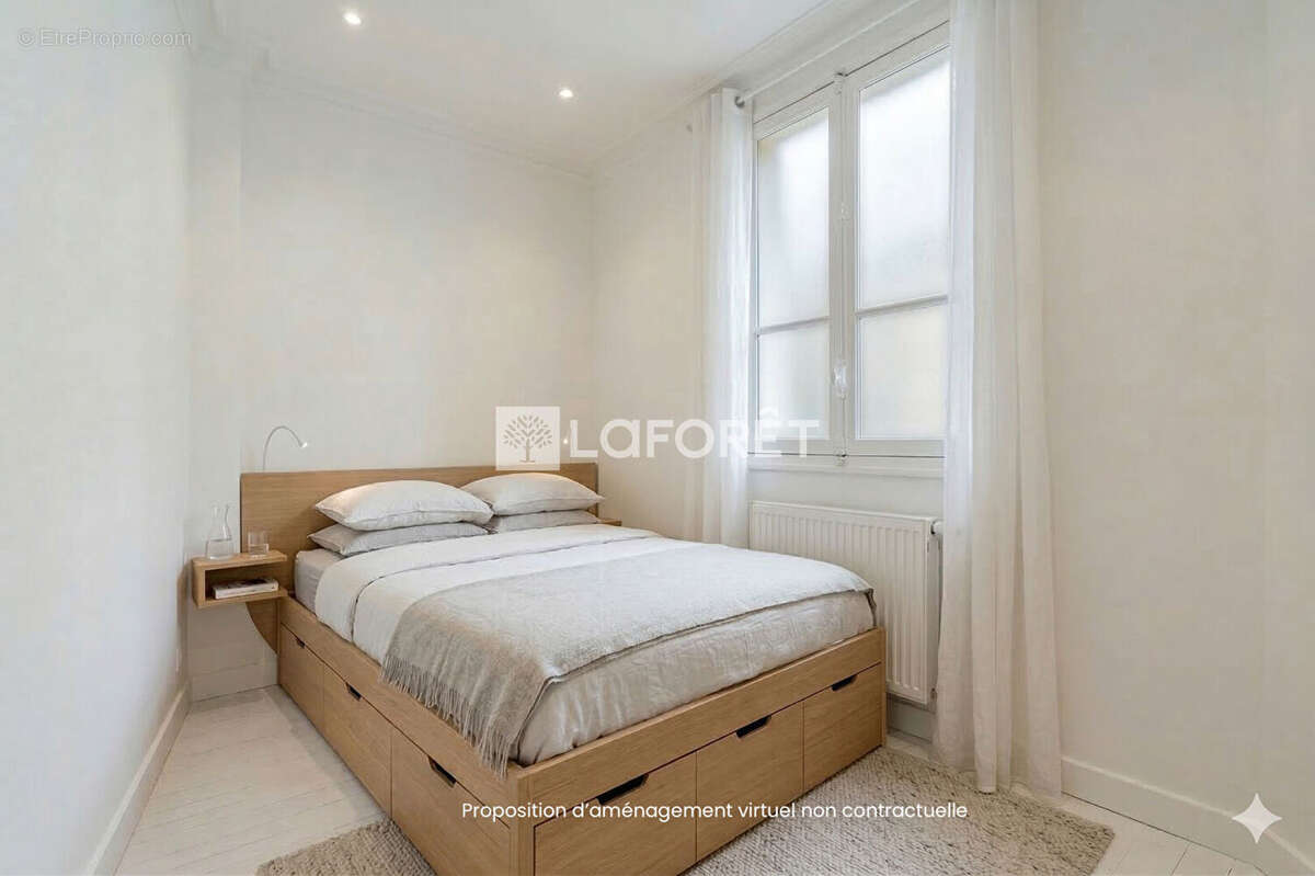 Appartement à PARIS-16E
