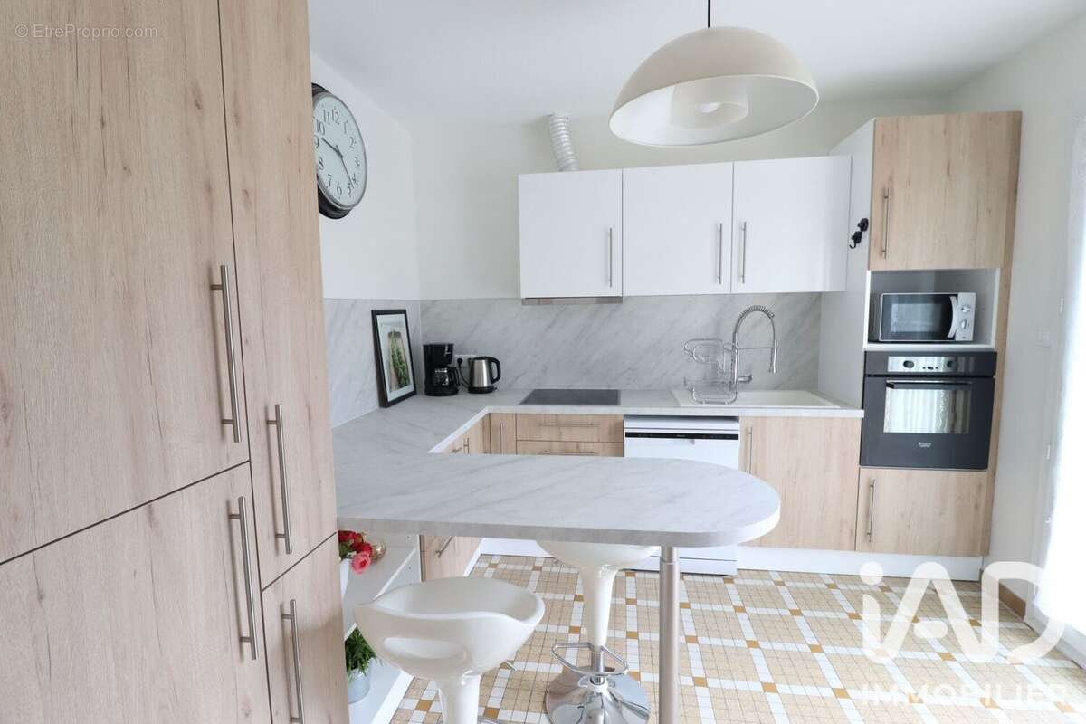 Maison 115 m² à Cournon-D'auvergne  - photo 4
