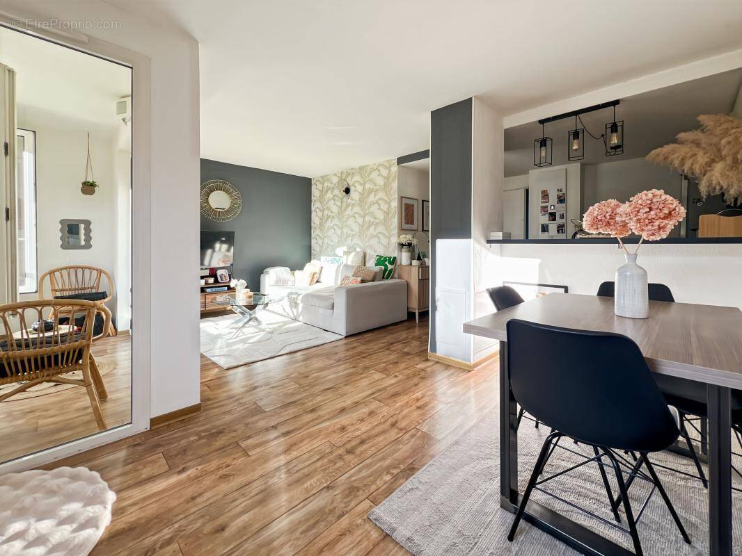 Appartement à FREJUS