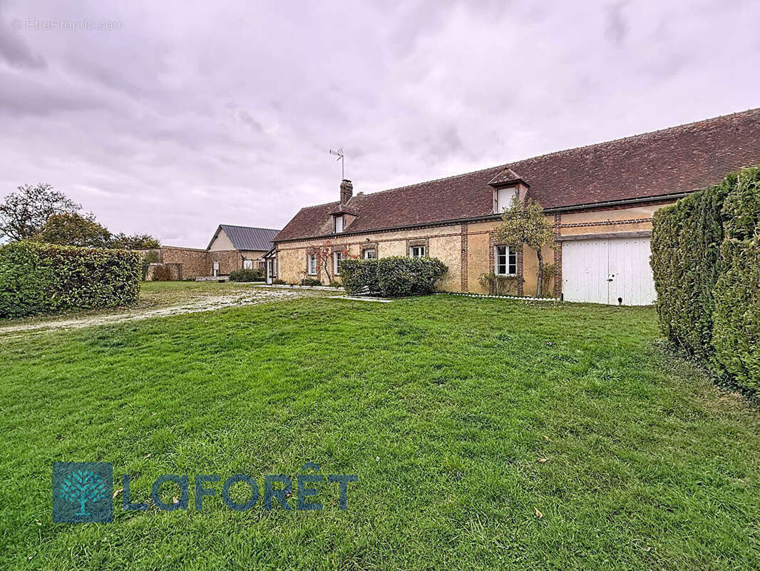 Maison à TILLIERES-SUR-AVRE