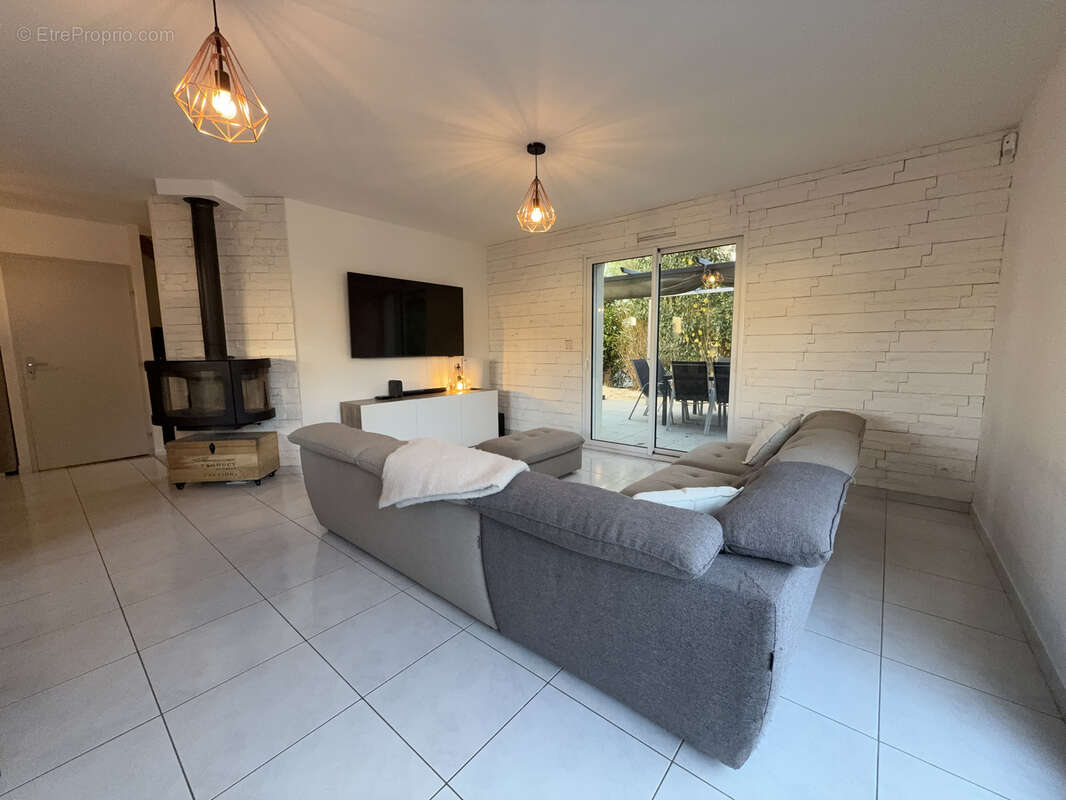 Maison à TIGNIEU-JAMEYZIEU