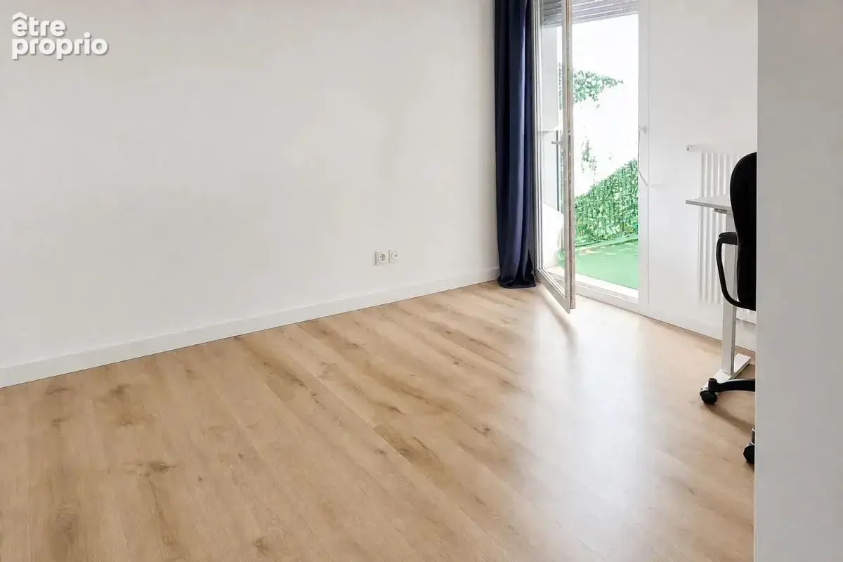 Appartement moderne avec terrasse à Roussillon - photo 3