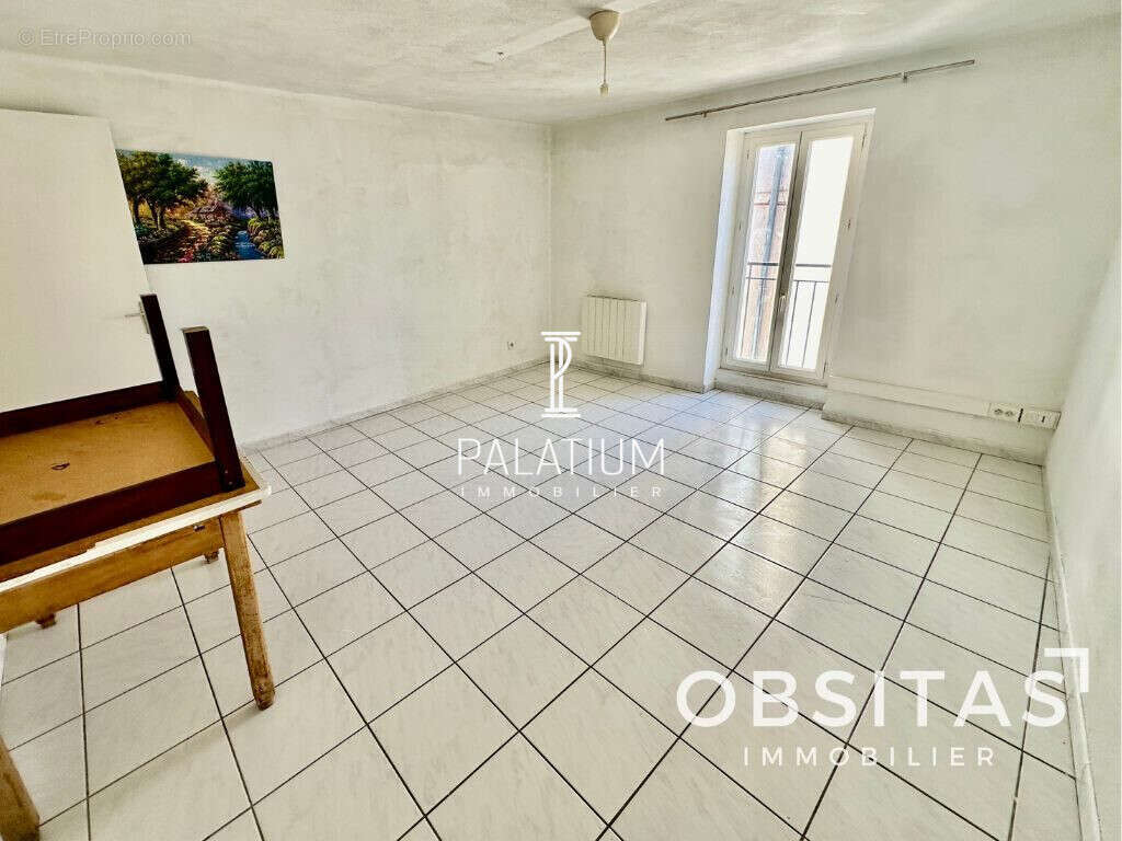 Appartement à FORCALQUIER