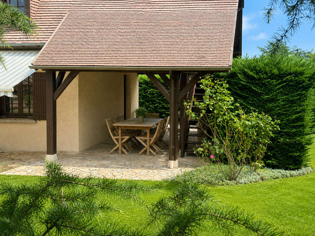 Amboise   propriété 153 m2   4 chambres   parc arboré 2 500 m2   à pied du centre-ville - photo 2