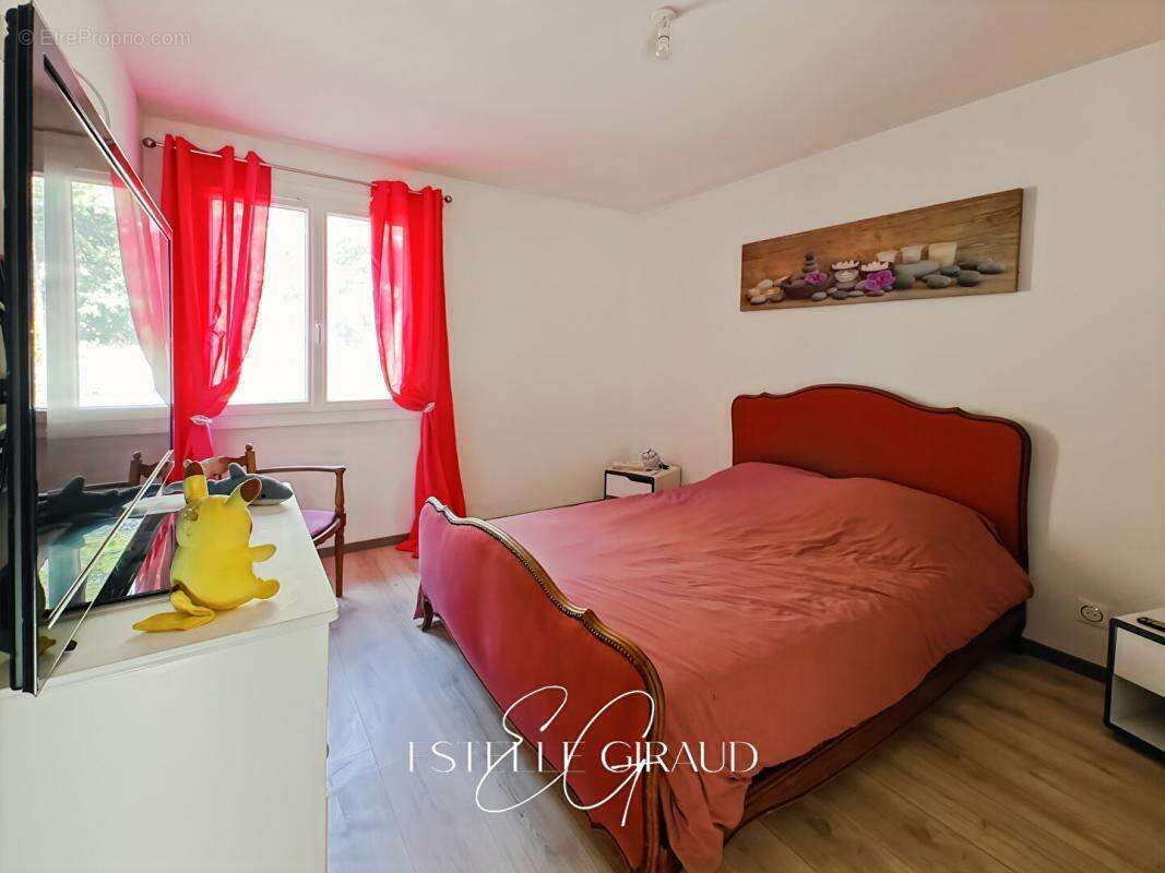 Maison à AIGUES-VIVES