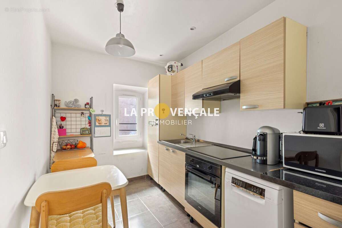 Appartement à TRETS