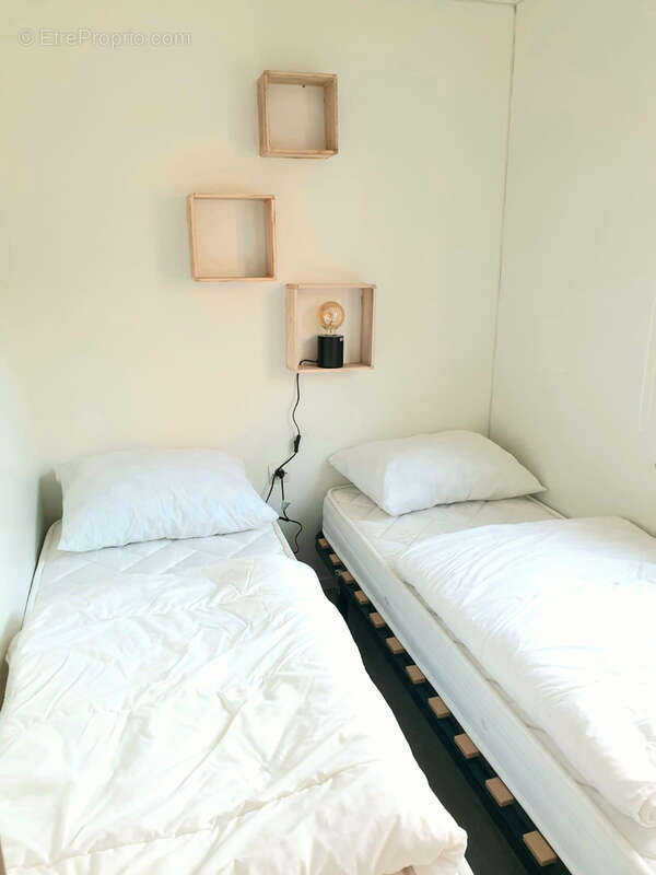 Autre à PUGET-SUR-ARGENS