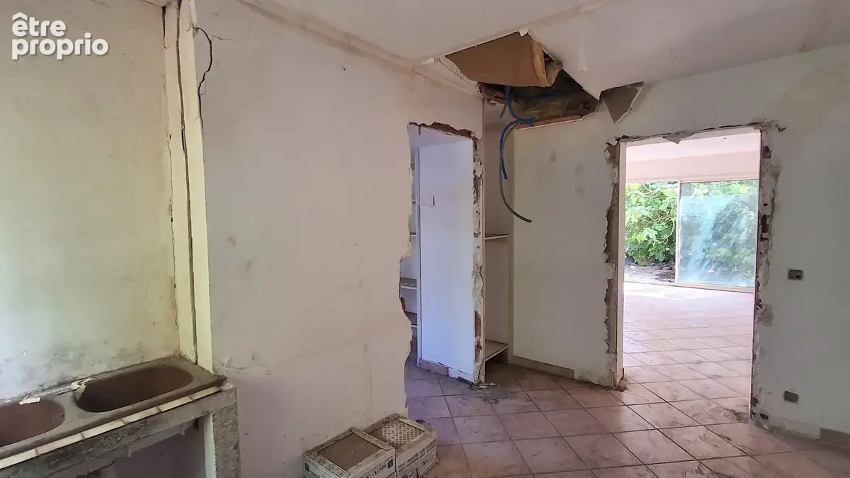 Maison type 4 de plain pied avec gros travaux à prévoir - photo 8