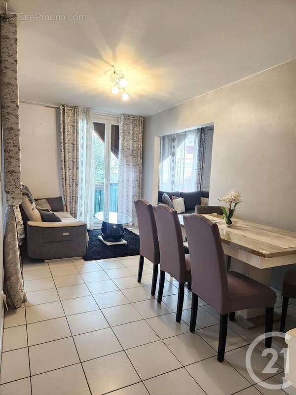 Appartement à VENISSIEUX