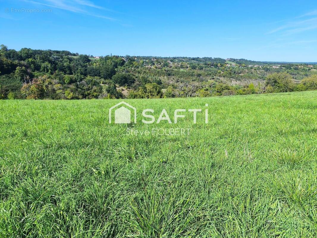 Photo 1 - Terrain à ROUFFIGNAC-SAINT-CERNIN-DE-REILHAC