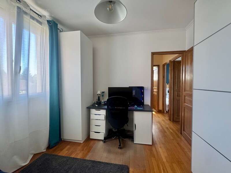 Maison à VILLEMOMBLE