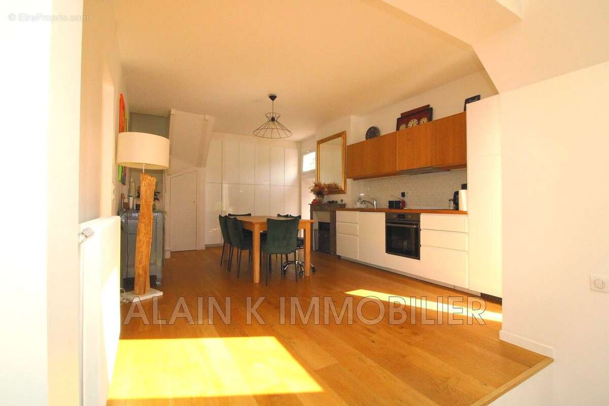 Maison à VELIZY-VILLACOUBLAY