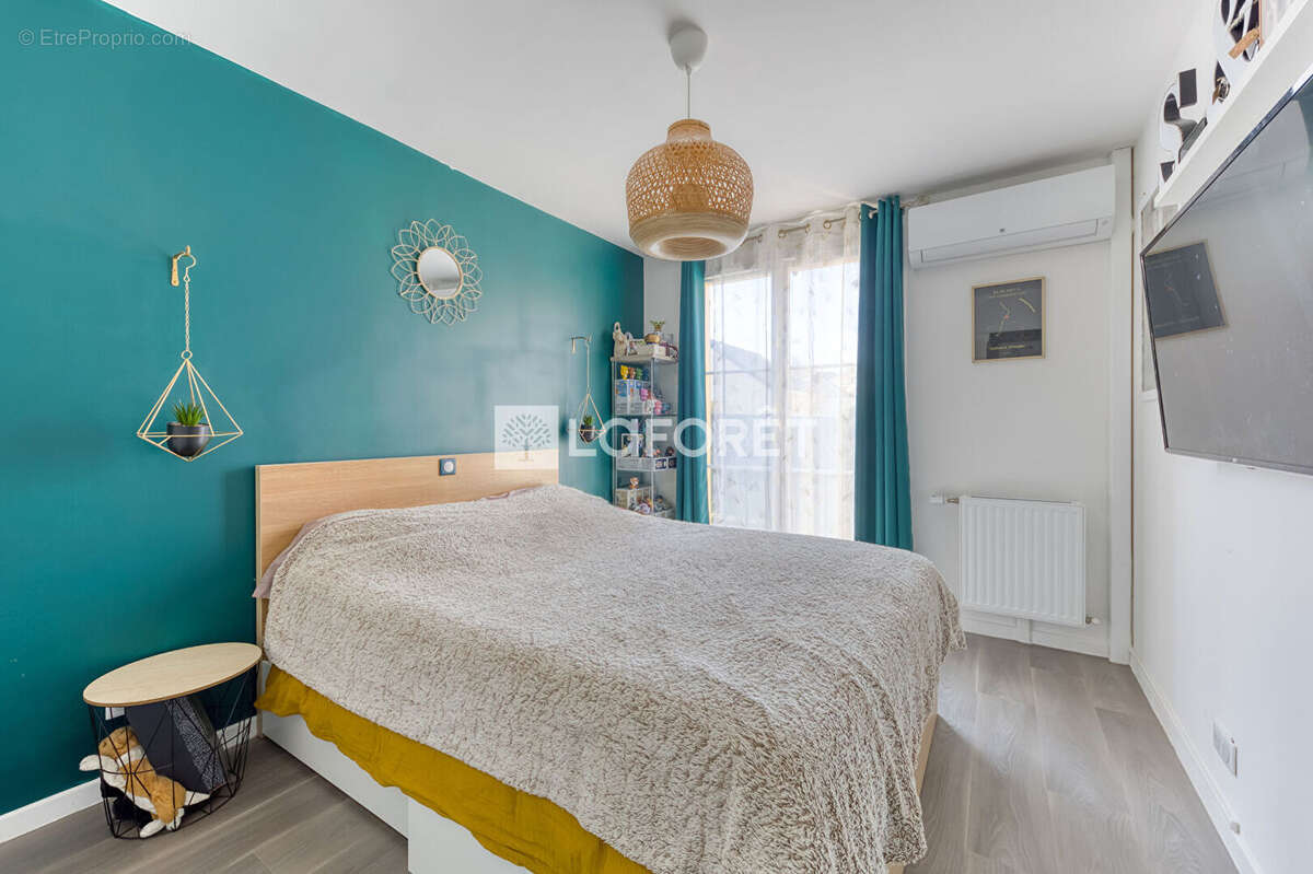Appartement à CHEVRY-COSSIGNY