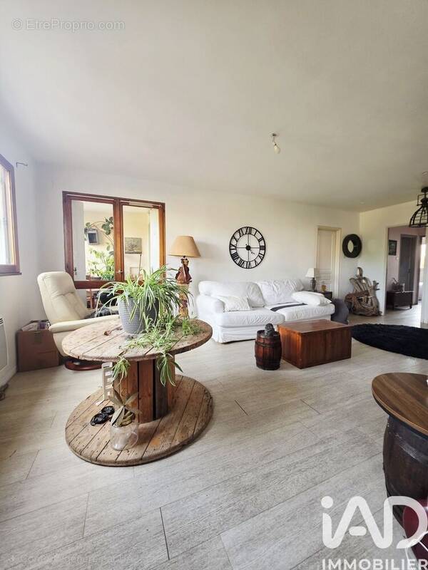 Photo 1 - Appartement à LA VALETTE-DU-VAR