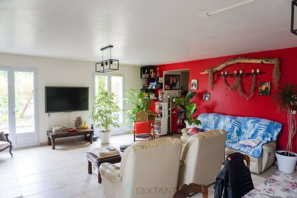 Maison à SAINT-ROMAIN-ET-SAINT-CLEMENT