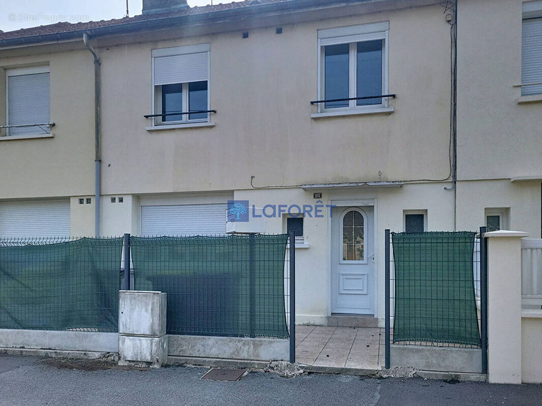 Maison à CHAUNY