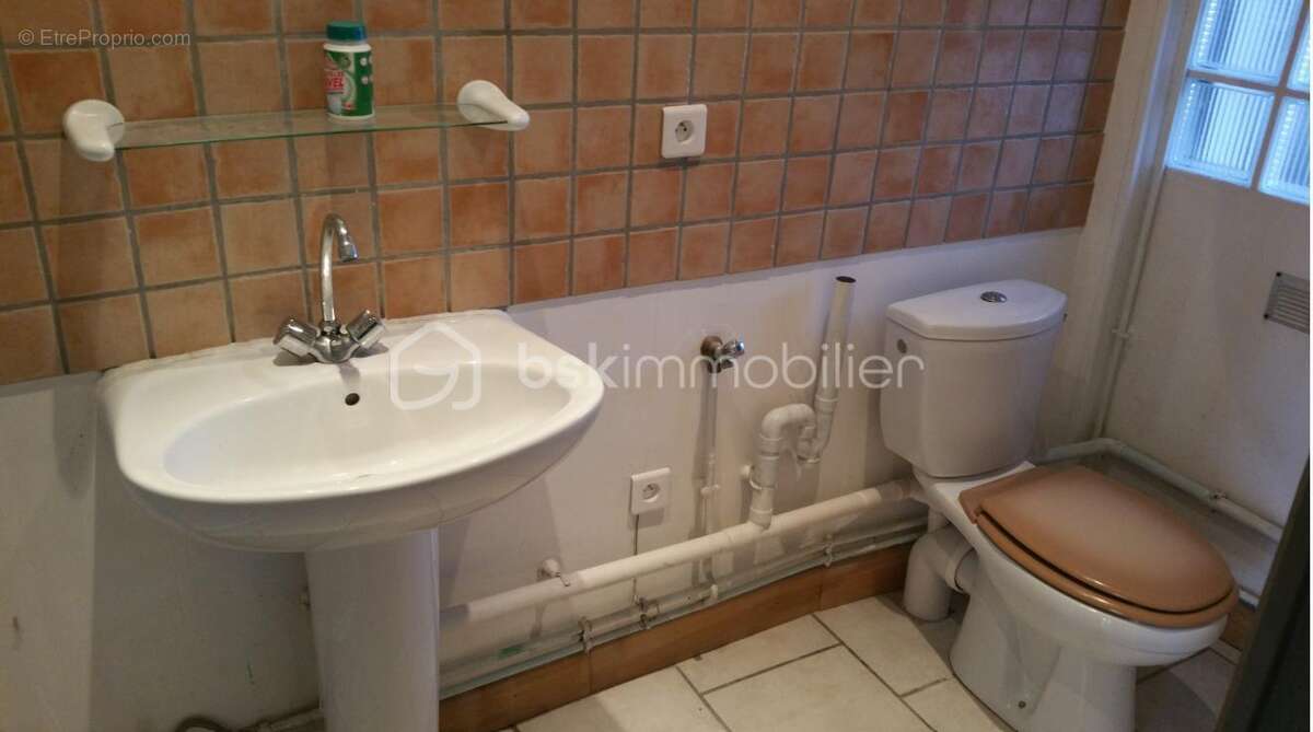 Appartement à VILLENEUVE-SUR-YONNE