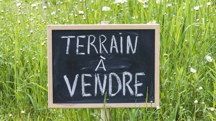 Terrain à LE BREUIL-EN-AUGE