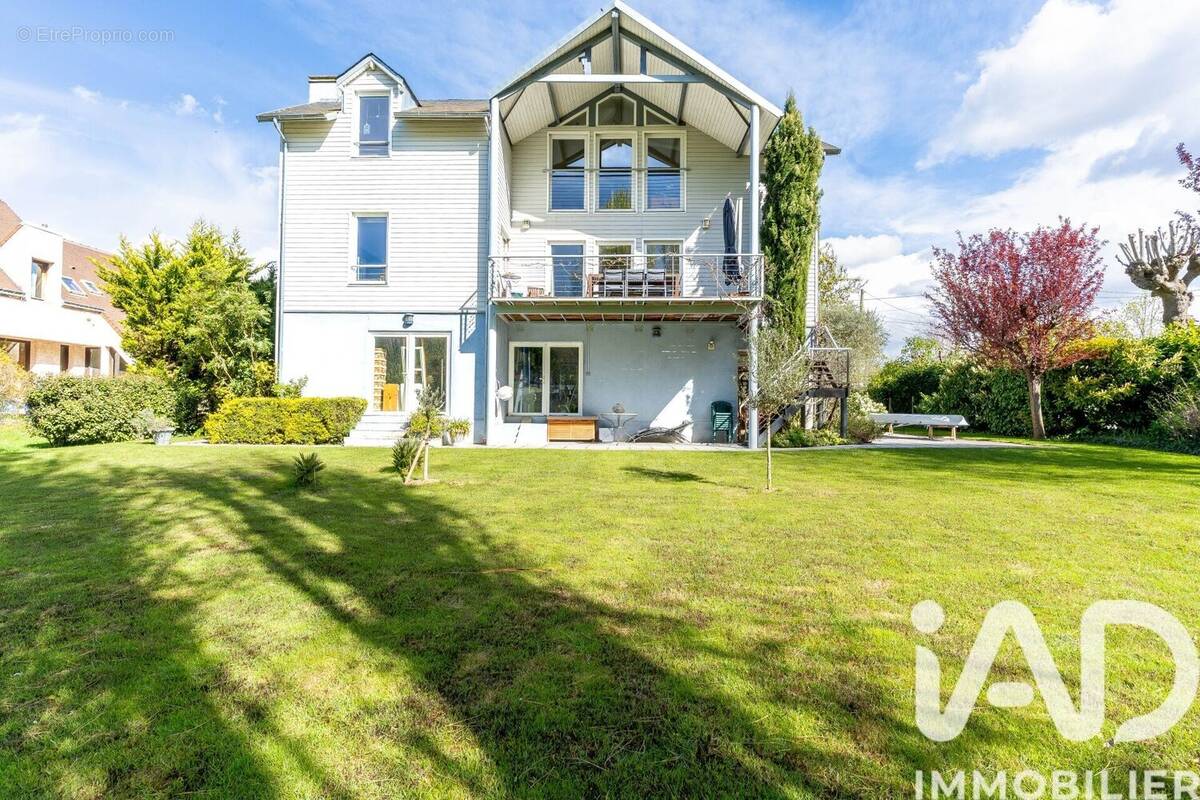 Photo 1 - Maison à VILLENNES-SUR-SEINE