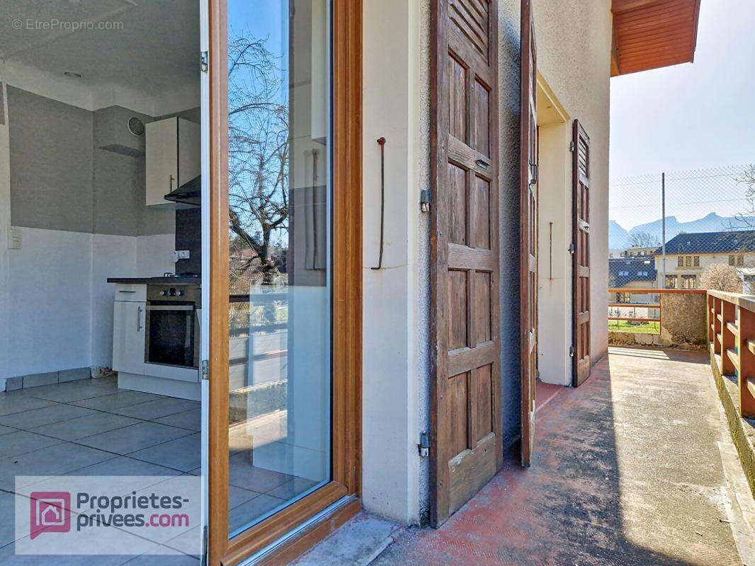 Appartement à BASSENS