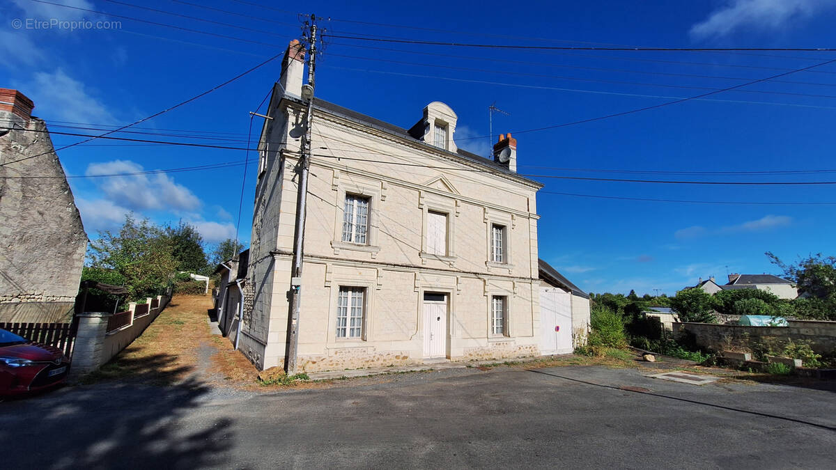 Maison à FONTEVRAUD-L'ABBAYE