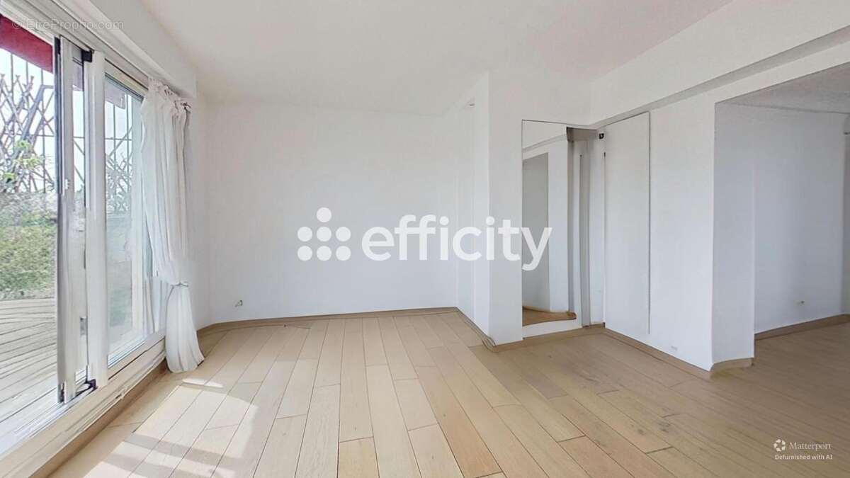 Appartement à PARIS-7E