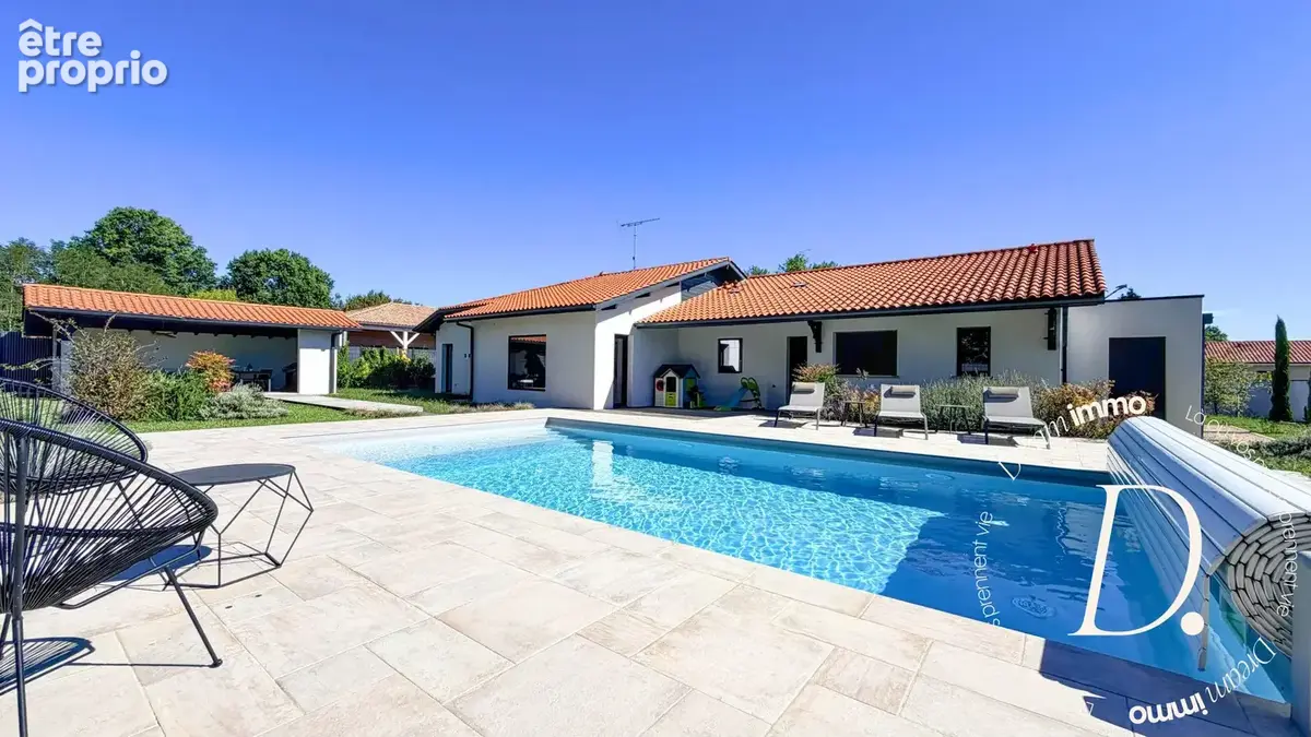 Maison à MEES