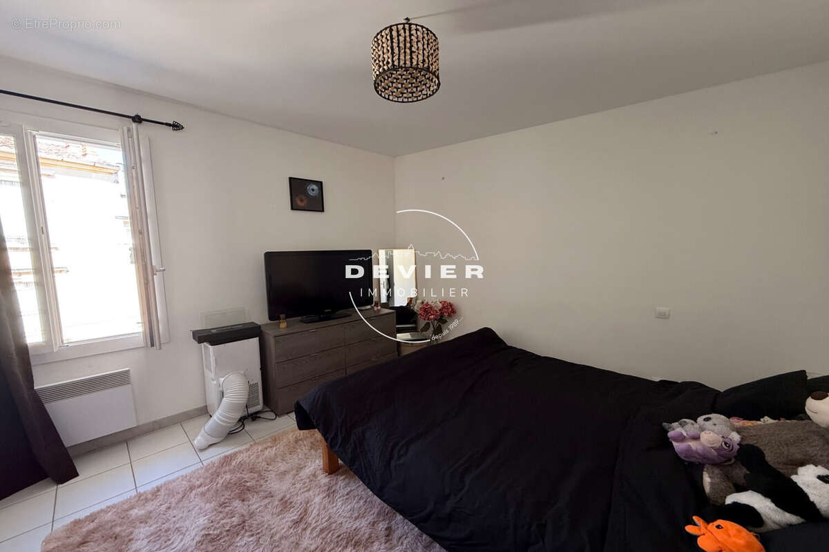 Appartement à SAINT-GENIES-DES-MOURGUES