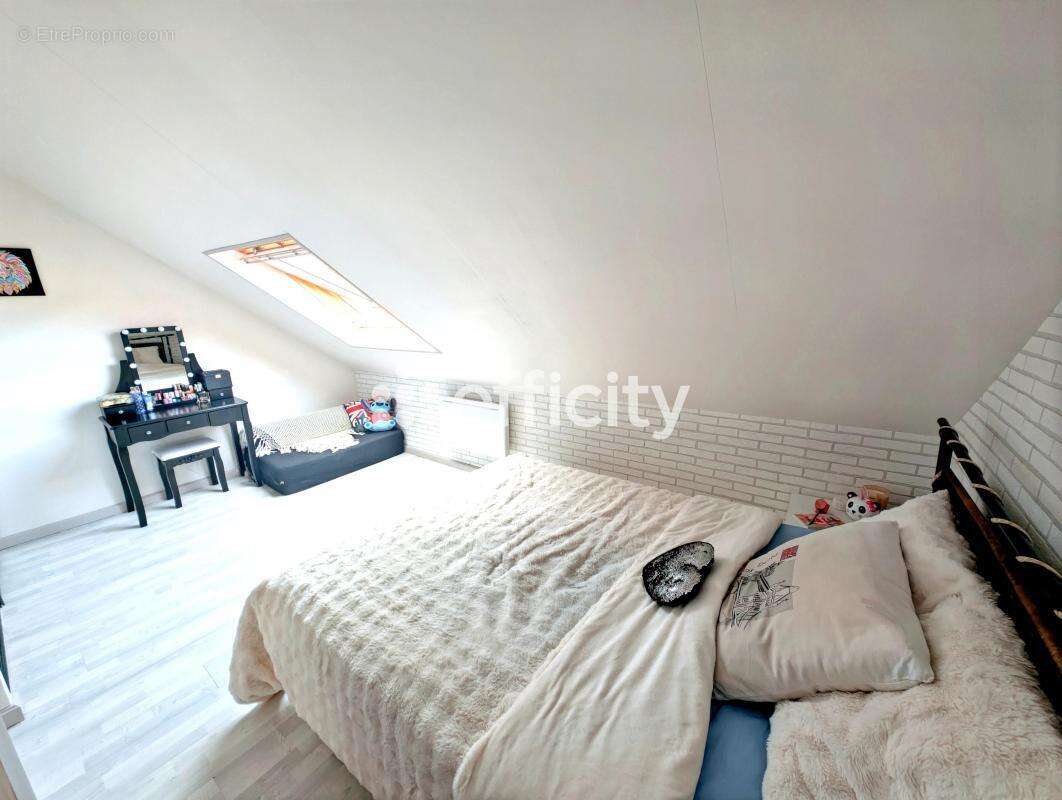 Maison à CANY-BARVILLE